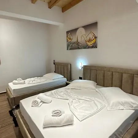 Hotel Nemercka & Outdoor Sports Center Përmet