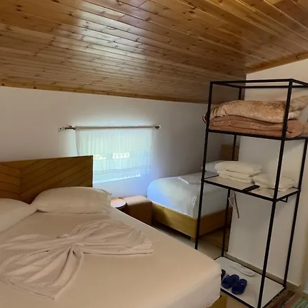 Nemercka & Outdoor Sports Center Hotel Përmet