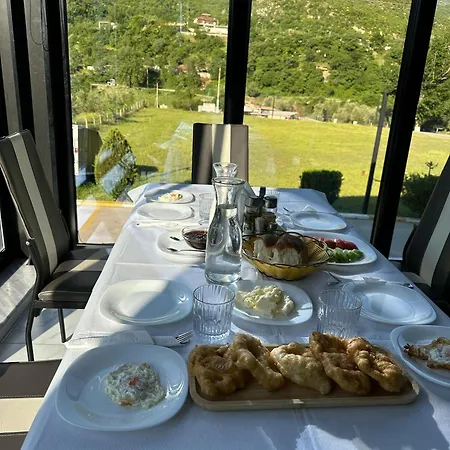 Hotel Nemercka & Outdoor Sports Center Përmet